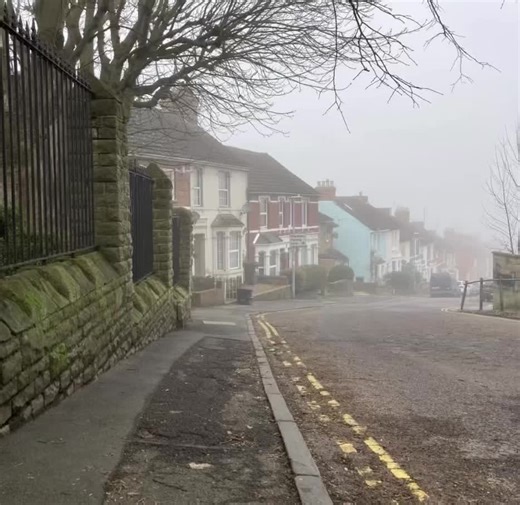 Exploring the Everyday Streets of UK Council Estates