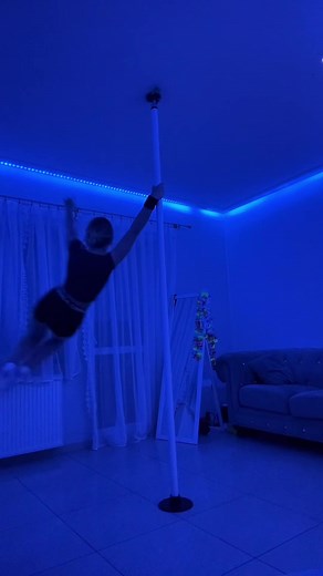 Phoenix Poledance: Energizing Heels Dance by the Pool