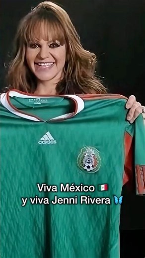 The ultimate anthem of Mexico with La Diva 🦋🇲🇽 #jennirivera #humor