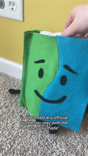 book’s face is probably my favorite thing ever #bfdi #battlefordreamisland #bfb #tpot #thepoweroftwo #bookbfb #booktpot #fannybfb #fannytpot #plush #plushies #osc #objectshowcommunity #goikian