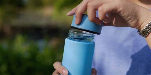 4 Signs You Need To Replace Your Reusable Water Bottle ASAP, According To Experts