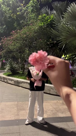 Sinh nhật Ebe: lời chúc hoa và kỷ niệm ngọt ngào