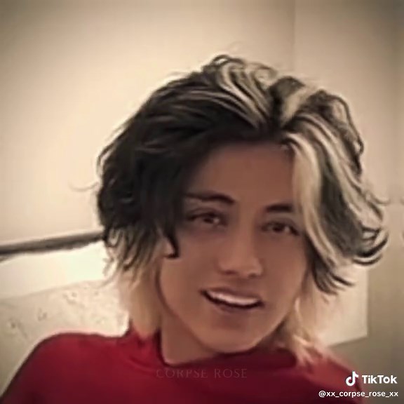 Tristan Clausen Explores Princess Treatment Concept