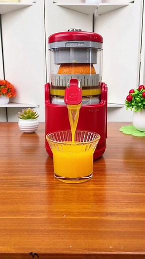 1.6K views · 4.1K reactions | Follow & comment DM for Link USB Electric Juicer #besthomegadgets #product #coolgadgets #reels #reelsinstagram | Smart Shopno1 | Facebook