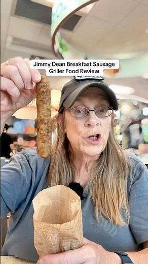 Is it dry? #conveniencestorefood #foodreviews #conveniencestore
