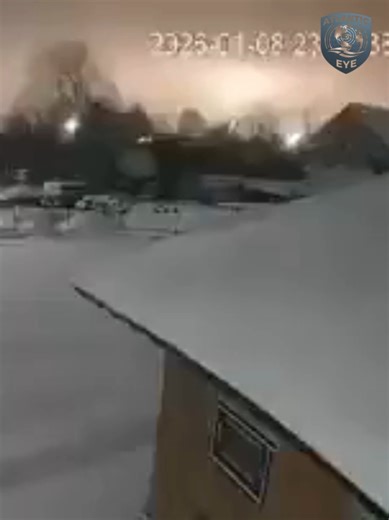 🚨🇷🇺🚀🚨Russia Confirms Use of Oreshnik Missile as Winter Pressure Tactic Russia’s Defense Ministry has confirmed the use of the Oreshnik missile against Ukraine, describing it as a “demonstrative” strike in response to an alleged attack on President Putin’s residence—an incident Ukraine denies and President Trump has publicly questioned. Despite earlier Kremlin hints of a potential strike on Kyiv’s so-called “decision-making centers,” the missile instead hit Ukraine’s Lviv region, close to th