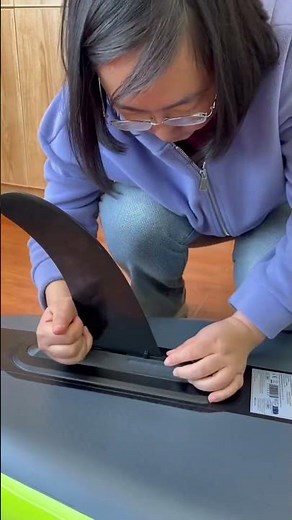 Beginner's Guide to Installing a US Box Fin on Inflatable SUPs #InflatableSUP #PaddleBoardTips