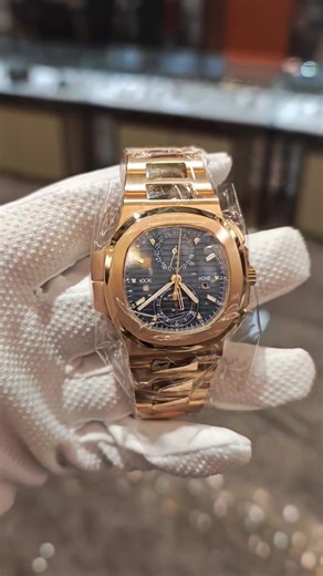 Patek Philippe Nautilus: The Ultimate Men's Watch