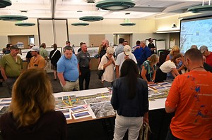 Public weighs in on 371/210 'button hook' overpass design