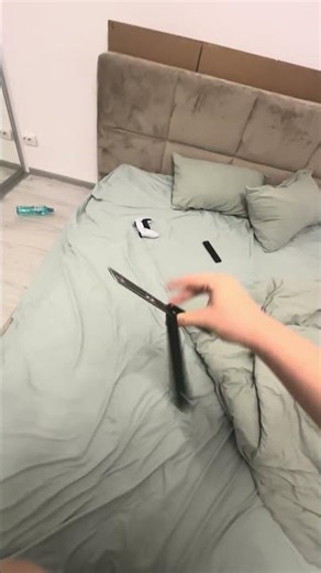 Another combo that’s close to the latest tutorial! #balisongtricks #balisong #flipping #skilltoy