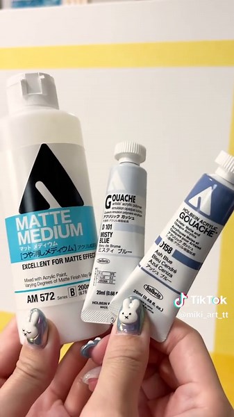 くすみブルーとボールドの抽象画作品