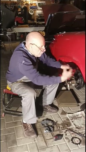 Lagerwechsel an der Hinterachse vom "Austin Healey Sprite MK III"