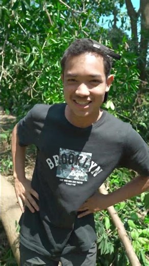 running on the tree #potatoboy