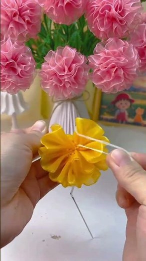Handmade Carnation Bouquet for Mom: DIY Tutorial Floral Craft Mother's Day Gift Snow Gauze