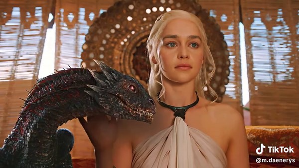 Game of Thrones: Daenerys Targaryen on Beat