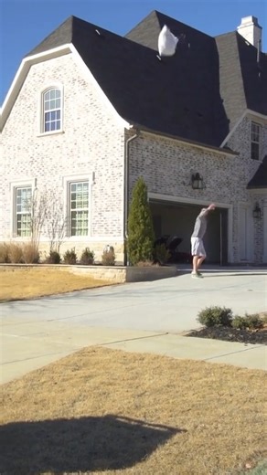 How to take out the trash 🗑️🚮 #trickshot #dudeperfect | Dude Perfect