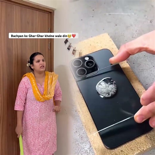 Mummy dosto sath Ghar-ghar khelne ni jane deri🥺❤️ #relatable #shorts #emotional #childhood #family