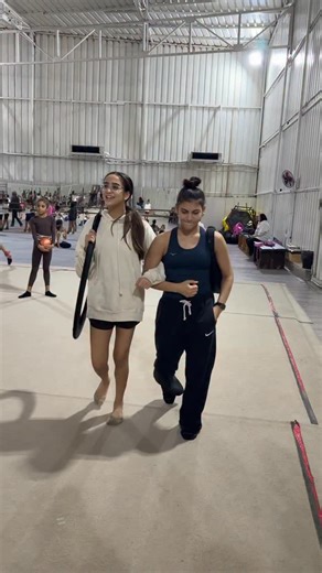 Lobna Arouss RG Center on Instagram: "🤣🤣"