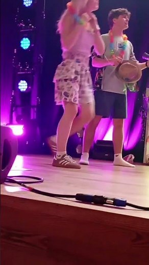 JAS OG MIKA SHOW IGÅR!!!!!