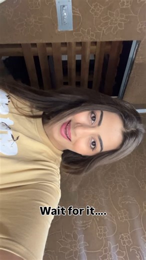 SIMRAN BEHL on Instagram: "Hn Farebbi! . . #reels #explorepage✨ #explore #reelsinstagram #transition #fyp #foryoupage #transitionreels💫 #farebi #simransquad #mtvroadies"