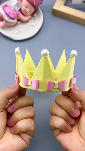 Make a crown belt for the children, to satisfy the children's princess and prince dream origami Parent-child handicrafts #papercraft #handmade #paperart #cardmaking #papercrafting #paper #craft #art #papercrafts #diy #scrapbooking #handmadecards #crafting #paperlove #origami #scrapbook #papercut #paperartist #crafts #cardmaker #creative #cards #cardmakersofinstagram #paperflowers #stamping #card #handcrafted #design #papercutting #love paper craft | paper craft