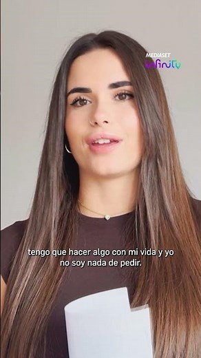 Nieves talks about her studies and explains what she does for a living 👀 #mtmad