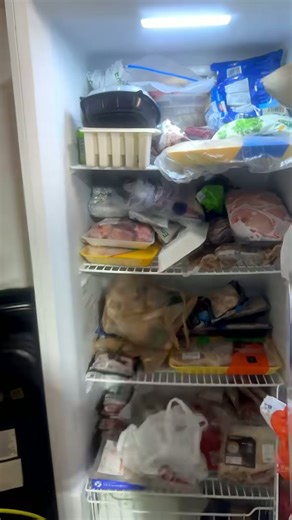 This easy beef stock recipe will blow your mind!