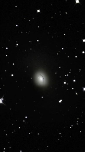 Zooming into the lenticular galaxy also known as NGC 7049