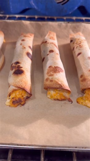 Make my favorite freezer meal! It uses just a few ingredients! Chicken Pepper Jack Taquitos Ingredients 3 cups Cooked Chicken 8 oz Cream Cheese, softened 1.5 cups Pepper Jack Cheese, shredded, or Monterey Jack ½ cup Salsa, choose your favorite 1 tsp Cumin 1 tsp Garlic Powder 1 tsp Onion Powder 1 tsp Chili Powder 2 Tbsp Lime Juice, or Lemon Juice 20 Tortillas, flour or corn Instructions 1. In a large mixing bowl mix together the cream cheese, spices, lime juice, salsa, chicken, and cheese. 2. Add