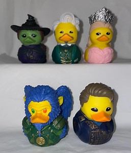 Duck Duck Jeep / WICKED - Wizard of Oz Cosplay / Elphaba/ Glinda / Dorothy (new) / Cowardly Lion (new) / Scarecrow (new) / Tin Man (new) - Etsy