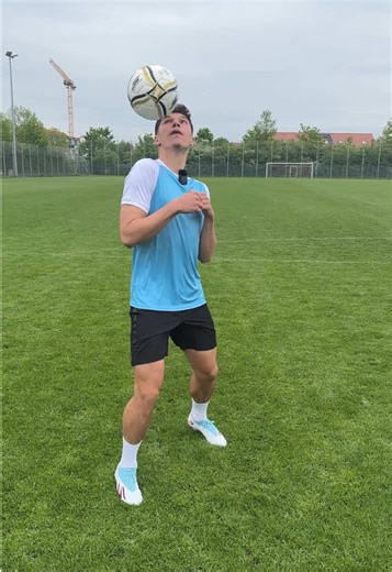 Mastering Football Skills with Both Feet Techniques