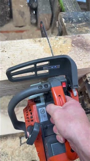 The Neotec NCS2500 top handle chainsaw . Link in description
