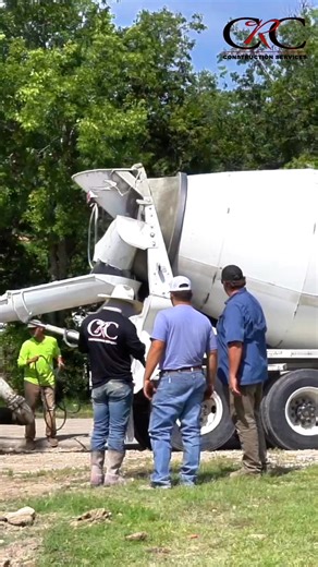 Teamwork, precision, and a whole lot of concrete. Always great collaborating with other contractors to get it done right! ♂️ Call (940) 394-4006 or visit crcconstruction.co to start your project today. #CRCConstruction #CommercialConstruction #ConcreteWork #TexasBuilders #QualityFirst #ConstructionServices #BuildingStrong #ReliableContractors | CRC Construction Services LLC | Facebook