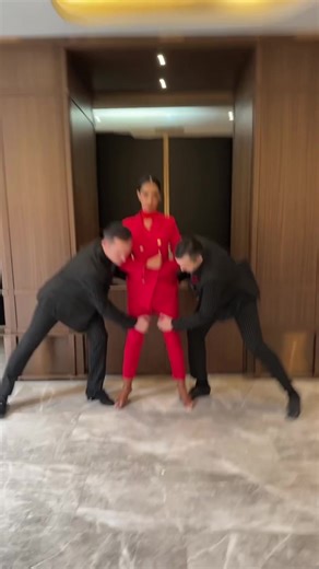 #dance #fypage #show #danceteam #showtime #godfather #dancechallenge #fyppppppppppppppppppppppp #starbees