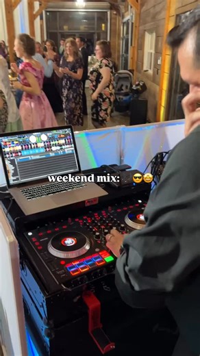 991 reactions · 20 shares | When the mix is clean! 識‍ PYT ➡️ I Wanna Dance with Somebody  DJ Keith bringing the heat to the dance floor! … . . . #splitsecondsound #splitsecondentertainment #charlottewedding #charlottedj #charlotteweddingplanner #2026bride #djlife #2027bride #charlottebride | Split Second Sound | Facebook
