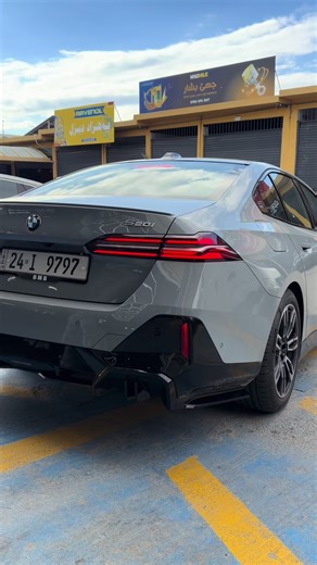 Installing the BMW G60 AERO KIT