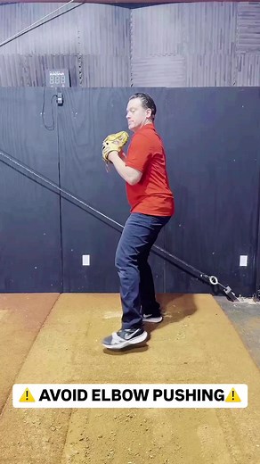 Avoid Dangerous Elbow Mechanics for Safer Throwing
