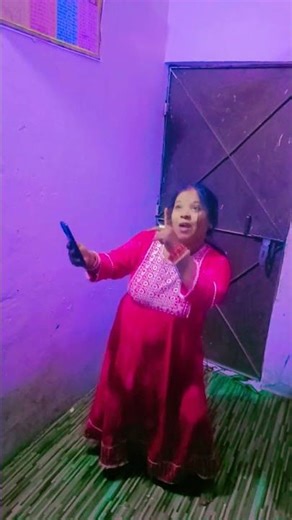 #VIDEO​ - चोरी चोरी मिलबउ ए गोरी #Pawan Rani mini block #Kan mein lead lagakar Gaya gana #short feed