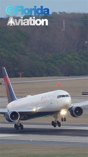 Boeing 767 Steady Landing at Worlds Busiest Airport - Atlanta ATL - Plane Spotting in 4K #aviation #aviationvideo #planes #planespotting #planespotter #airplanes #airplanespotting #airplanespotter #aviationlovers #airplanelandings #airplanetakeoffs #aviationvideography #boeing767 #boeing767lovers | Florida Aviation