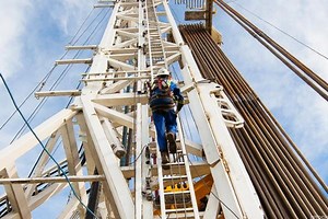 Halliburton Launches Hiring Spree to Keep Up With Fracking Demand