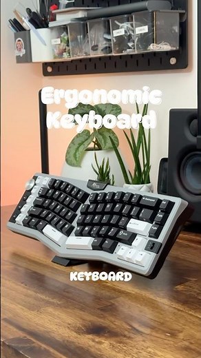 Poppy Ergonomic Keyboard for productivity.. #tech #royalkludge #keyboard #setup #poppy