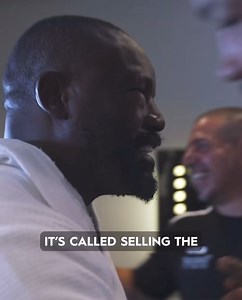 2.4K views · 31 reactions | Respect after a tough fight: Joyce vs Chisora | Boxing History Page | Facebook