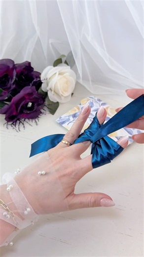 Easy Ribbon Bow Trick 🎀