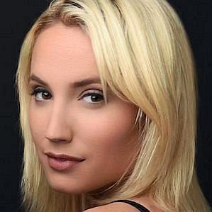 Molly McCook Boyfriend 2026: Dating History & Exes - CelebsCouples