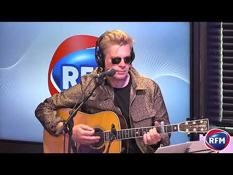 Benjamin Biolay interprète « Comment est ta peine ? » - Live RFM