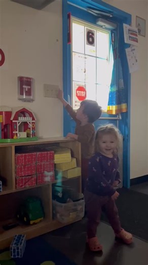 HAPPY LIGHTS ON AFTERSCHOOL DAY! Our friends at Mifflinburg Children’s Center “flipped their switch” ON to keep shining light on the importance of Afterschool Programs! Join in by flipping on your PORCH LIGHT and don’t forget to enter the giveaway! 💡🔦🕯️ | Summit Early Learning, Inc.