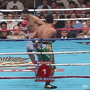 #OnThisDay in 2004, Miguel Cotto won his first world title with a TKO over Kelson Pinto 🏆 | Top Rank Boxing