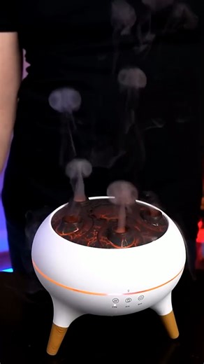 This Jellyfish Humidifer Surprised Me! 🪼 #humidifier #jellyfish #aromatherapy #diffuser #gadgets #temu #amazon #amazonfinds | Freakin' Reviews