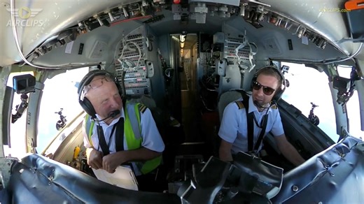 全球最后一架飞行的 1957 Convair CV-580飞机