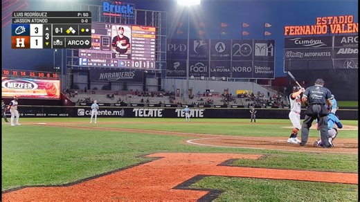 LigaARCO Mexicana del Pacífico on Instagram: "Jugando agresivo🔥 El tiro de Bligh Madris desde el jardín derecho pone fuera a Daniel Johnson en home😱 🔴EN VIVO TVC Deportes canal 315 📲YouTube 📺 MLB.tv #LigaARCO⚾"